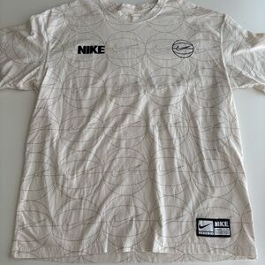 Nike Cream Logo Men's Tee